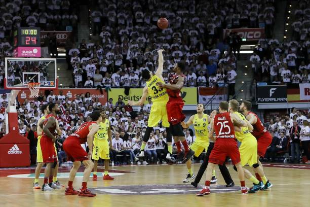 日或特别纪 日或特别纪